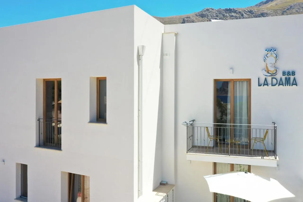 Bed & Breakfast Bed and Breakfast La Dama San Vito Lo Capo
