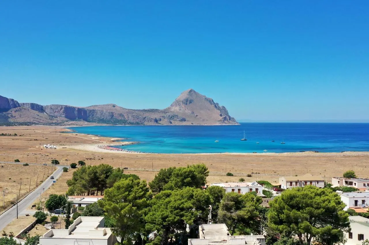 Bed and Breakfast La Dama San Vito Lo Capo Bed & Breakfast