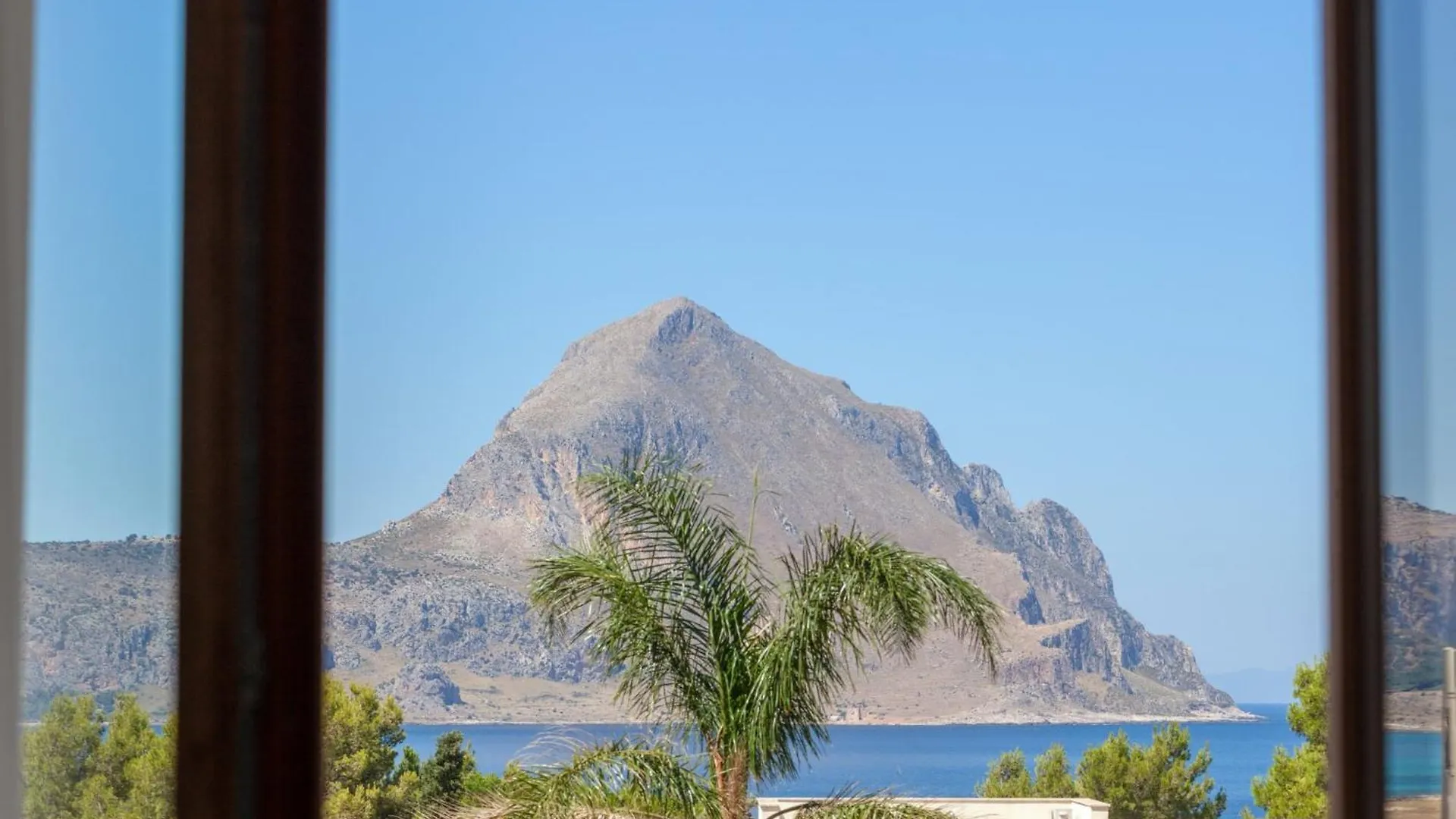 Bed and Breakfast La Dama San Vito Lo Capo 0*,  Itálie